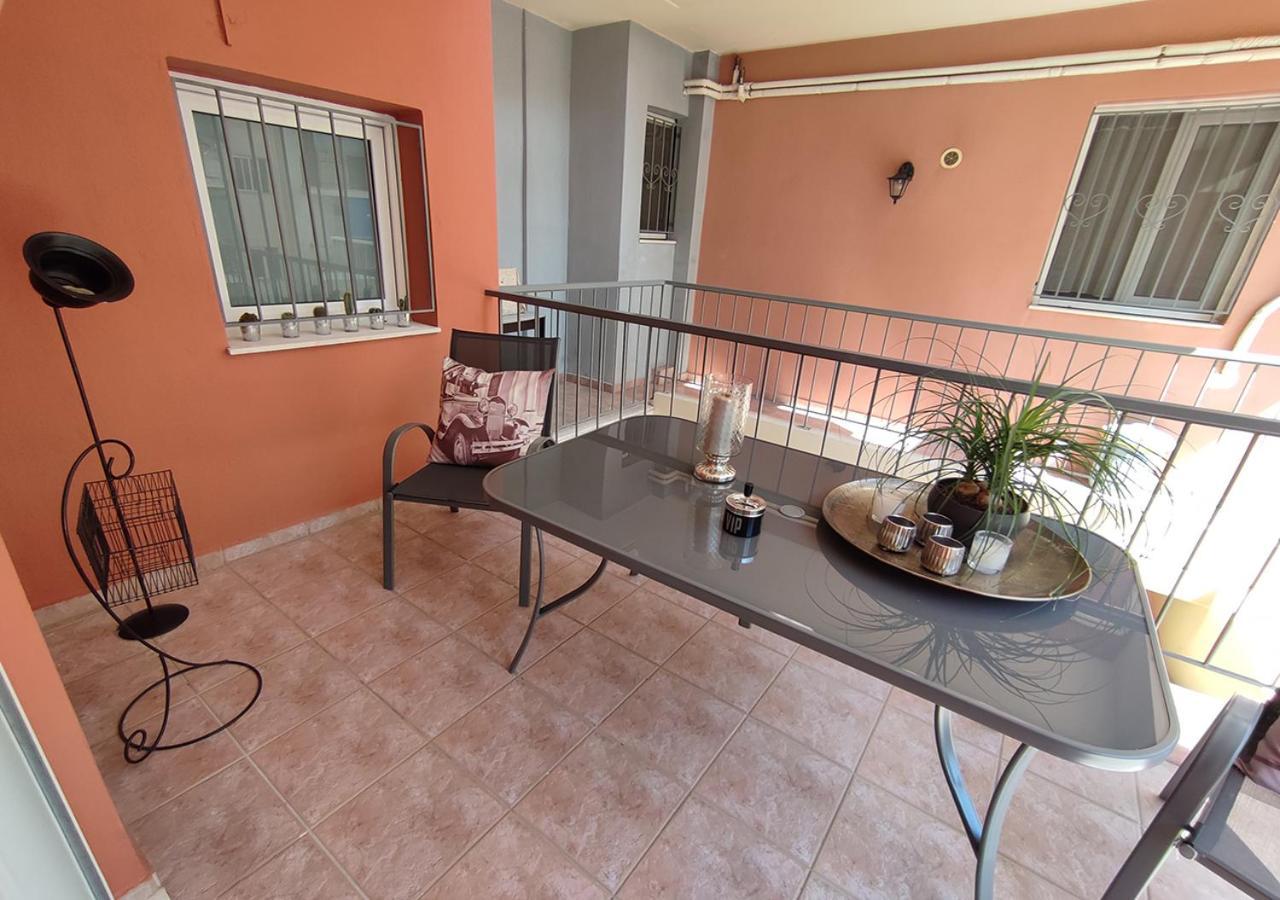 La Casa Di Chrysa Apartment ลาริซา ภายนอก รูปภาพ