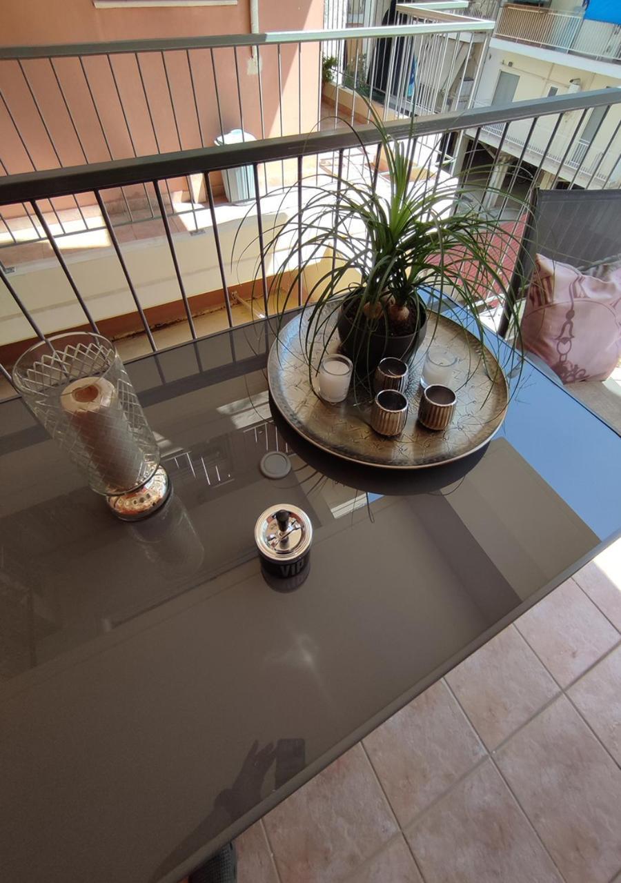 La Casa Di Chrysa Apartment ลาริซา ภายนอก รูปภาพ